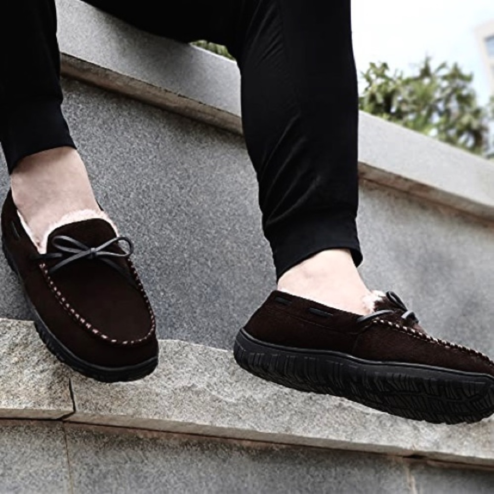NWOT Rockport Indoor/Outdoor Suede Slippers Black